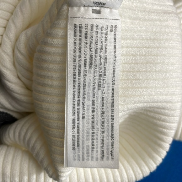 NWT Abercrombie & Fitch Luxe grey/cream sweater Size M - Picture 4 of 4